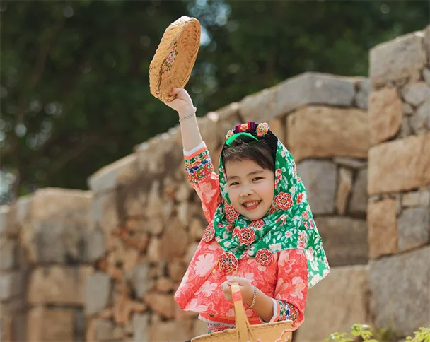 江南水乡女孩子发型（江南水乡气质的女孩名，如晨曦如月色，温婉清澈又不失稚嫩）